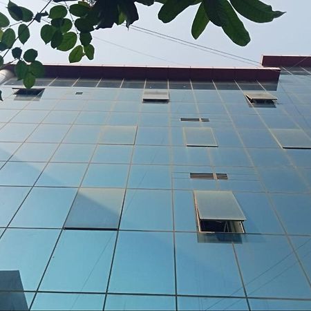 Hotel Amenda International Ню Делхи Екстериор снимка